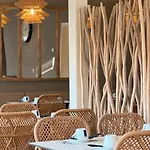 Hotel La Cremaillere Hotel-restaurant Courseulles-sur-Mer
