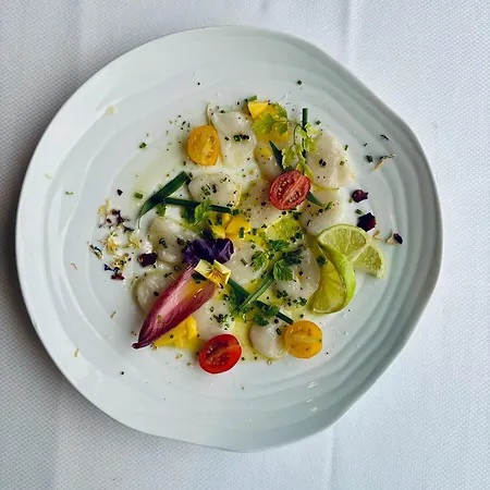 Отель La Cremaillere Hotel-restaurant 3*