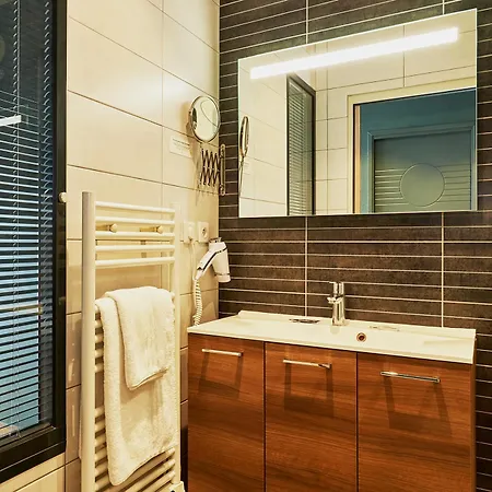 Hotell La Cremaillere Hotel-restaurant Courseulles-sur-Mer