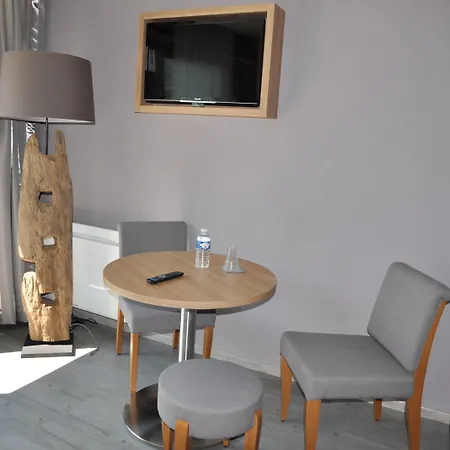 Отель La Cremaillere Hotel-restaurant Курсёль-сюр-Мер