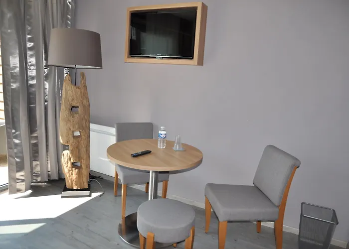 Hotel La Cremaillere Hotel-restaurant Courseulles-sur-Mer